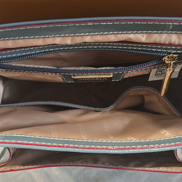 2385- Arcadia Women’s Crossbody Bag Made In Italy Patent Leather NWT - Picture 10 of 14